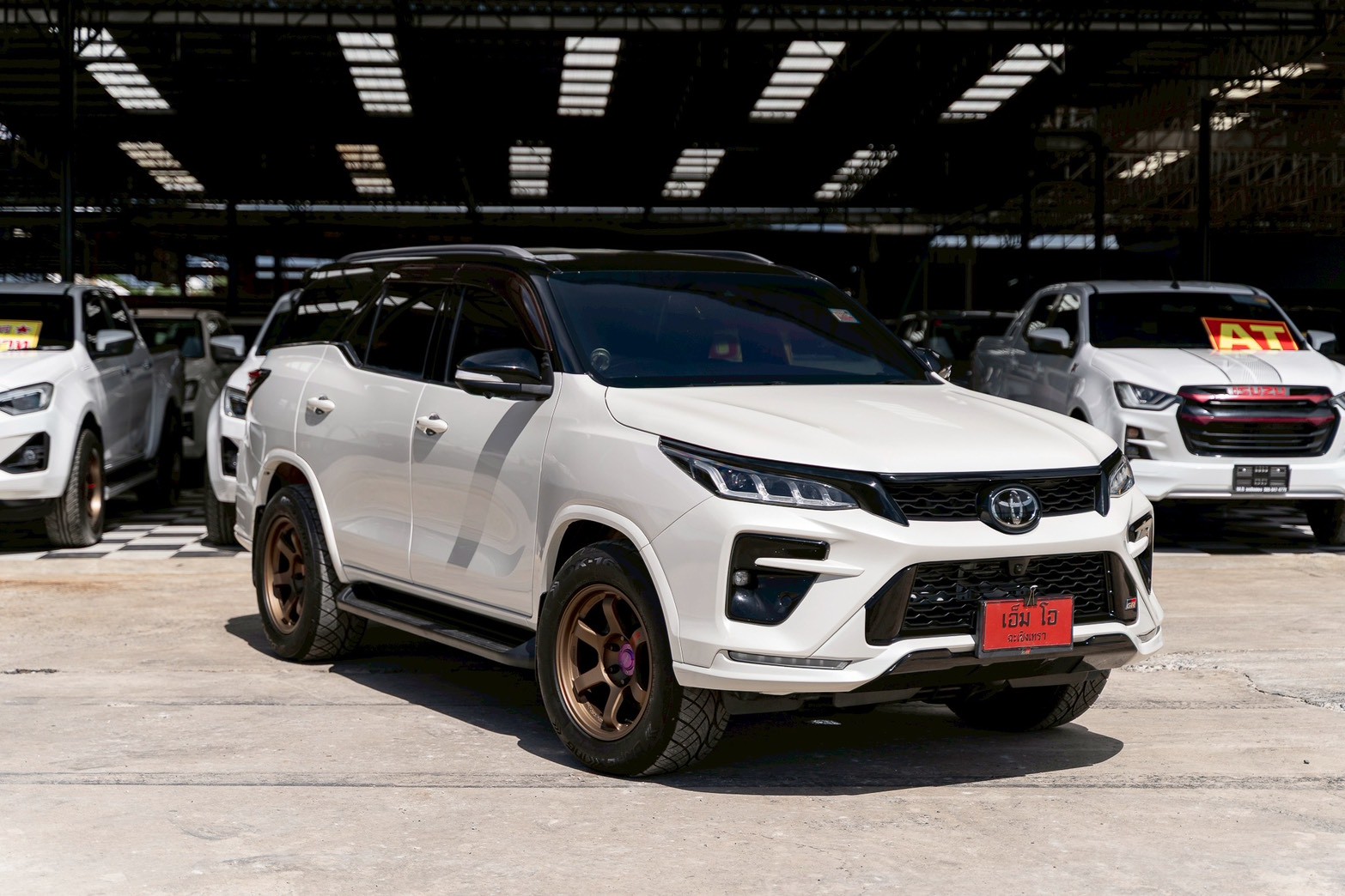 TOYOTA Fortuner2.8 Legender AT