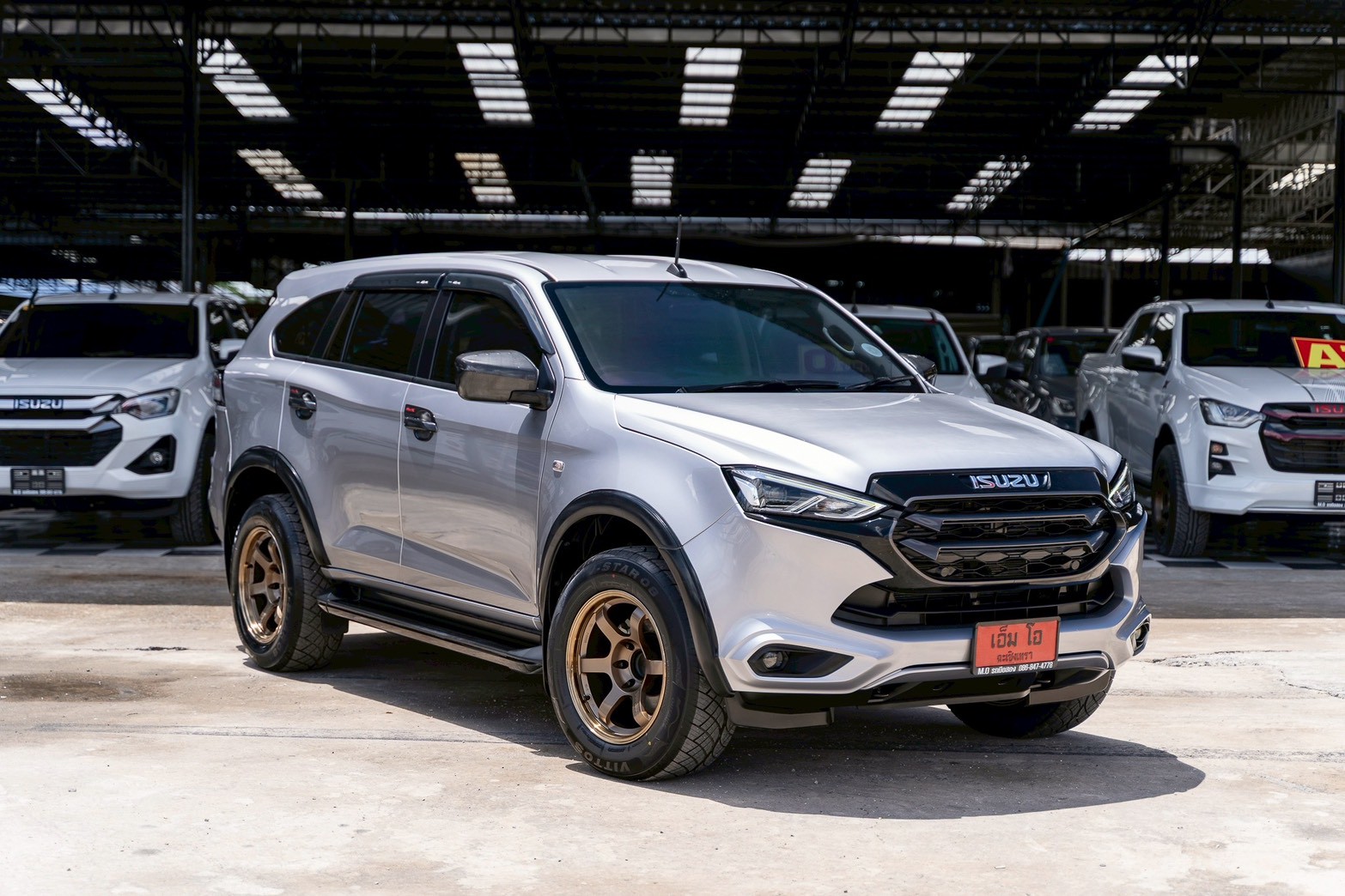 ISUZU Mu-x 1.9 Active ขับ2